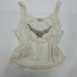 Abercrombie & Fitch - lace and Jewell top - size M